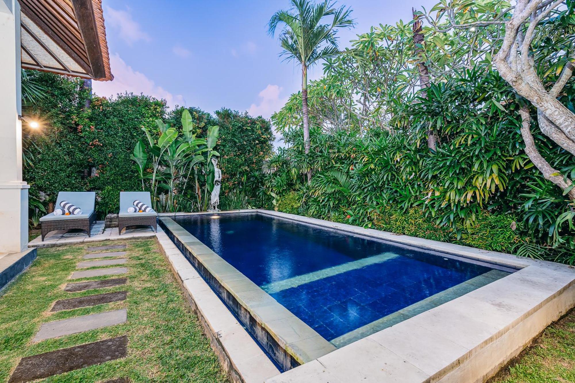 Mahayana Villa Batu Belig - Close To The Beach チャングー エクステリア 写真