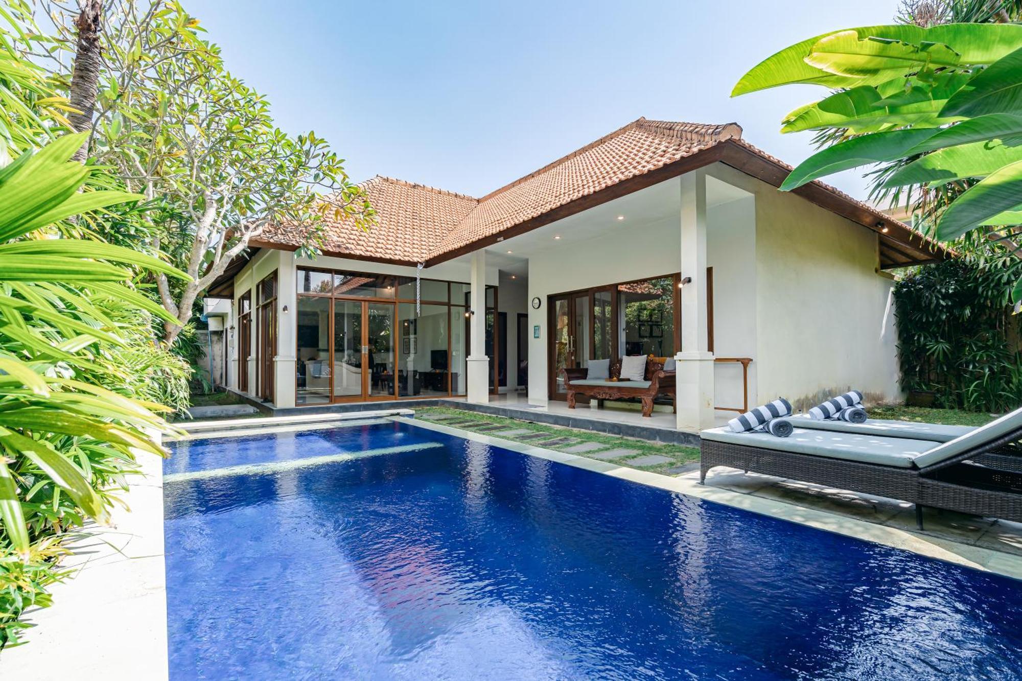 Mahayana Villa Batu Belig - Close To The Beach チャングー エクステリア 写真
