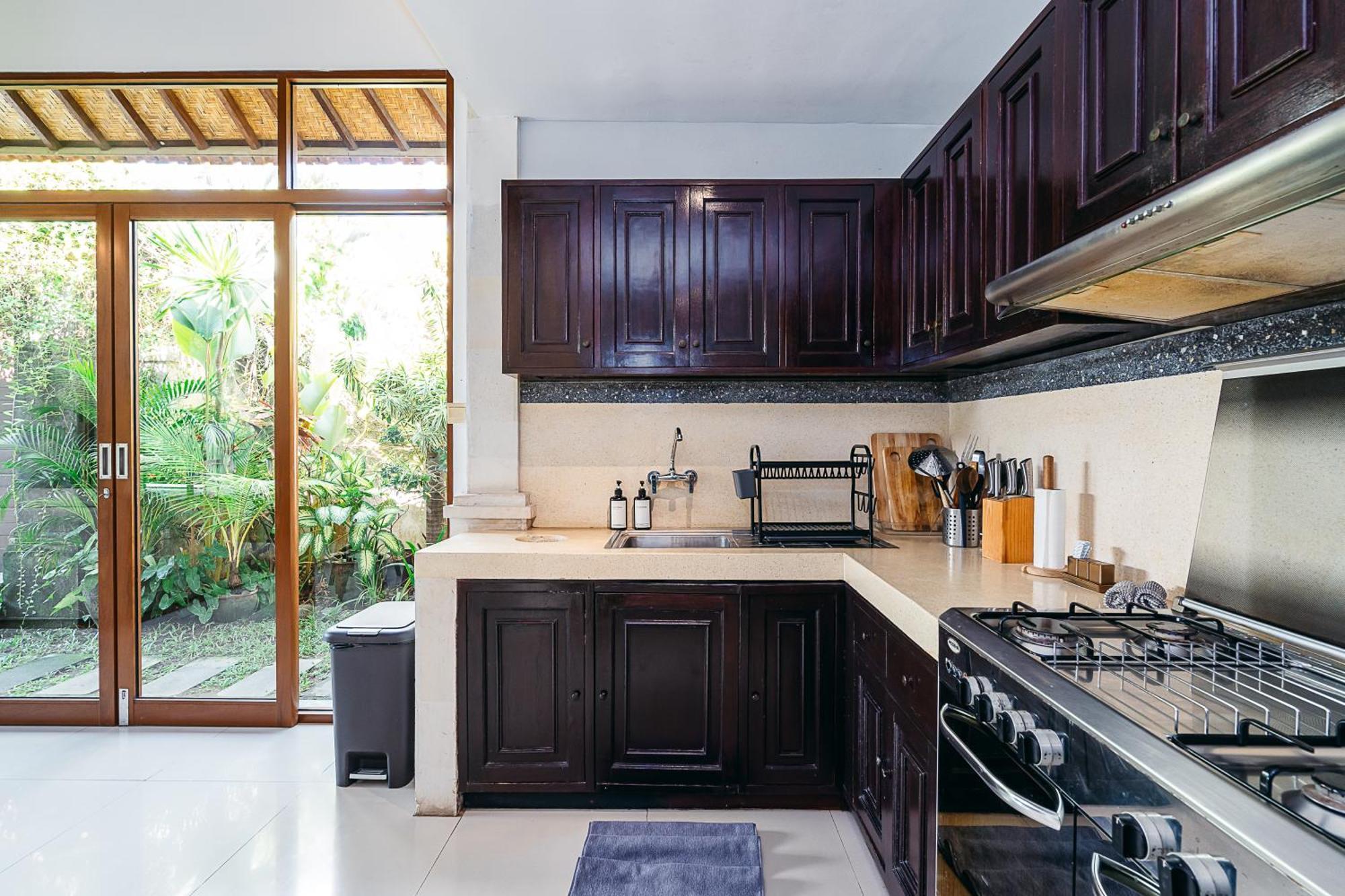 Mahayana Villa Batu Belig - Close To The Beach チャングー エクステリア 写真