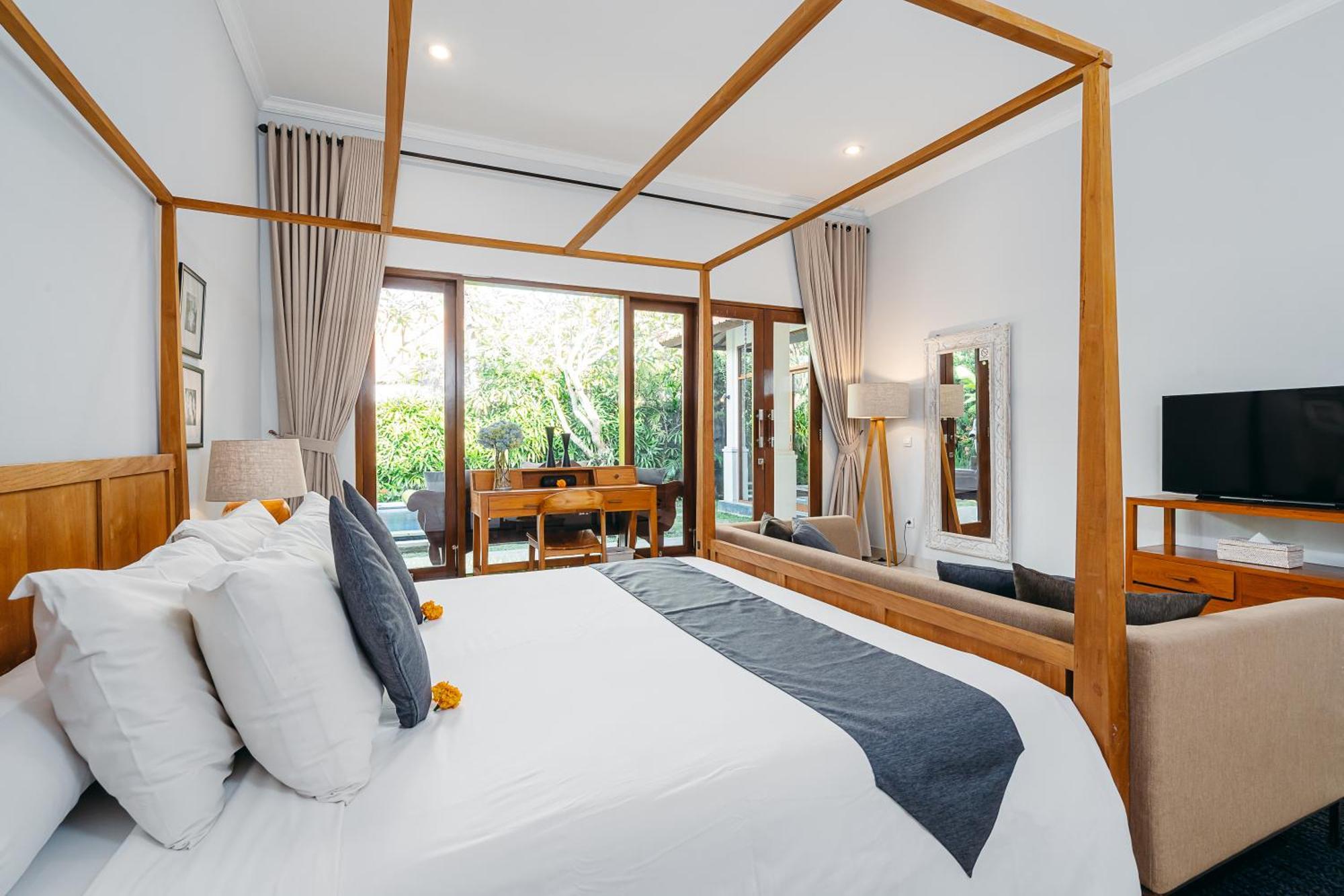 Mahayana Villa Batu Belig - Close To The Beach チャングー エクステリア 写真